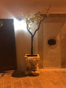 Fioriera in pietra | Un Mondo in Pietra